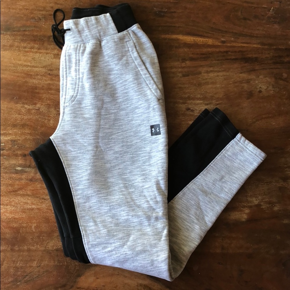 Under armor fitted Joggers